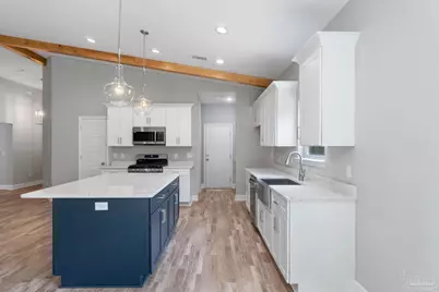 8310 Vickie St, Pensacola, FL 32514 - Photo 10
