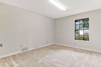 7952 Dartmoor Cir, Pensacola, FL 32514 - Photo 8