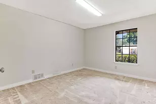 7952 Dartmoor Cir, Pensacola, FL 32514 - Photo 8