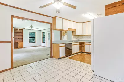 7952 Dartmoor Cir, Pensacola, FL 32514 - Photo 16