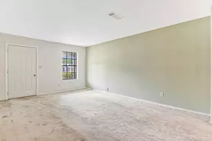 7952 Dartmoor Cir, Pensacola, FL 32514 - Photo 12