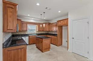 1732 Magnolia Harbor Dr, Navarre, FL 32566 - Photo 18