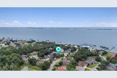 1732 Magnolia Harbor Dr, Navarre, FL 32566 - Photo 2