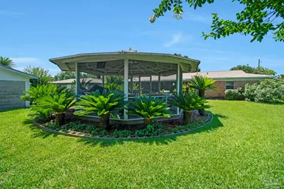 7120 Pennington Dr, Pensacola, FL 32526 - Photo 12