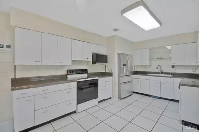 7120 Pennington Dr, Pensacola, FL 32526 - Photo 8