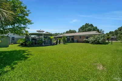 7120 Pennington Dr, Pensacola, FL 32526 - Photo 2