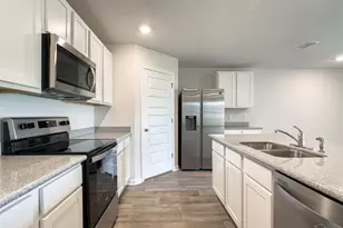 5562 Galahad Trl, Milton, FL 32583 - Photo 10