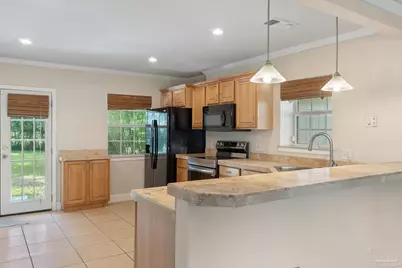 1220 Dexter Ave, Pensacola, FL 32507 - Photo 10