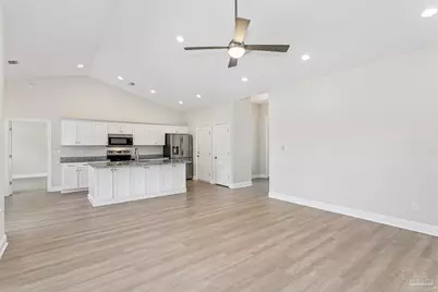 2475 Houston Cir, Gulf Breeze, FL 32563 - Photo 6