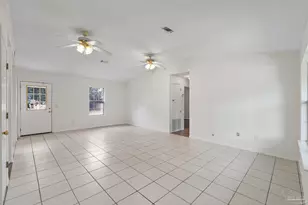 8197 Verdura St, Navarre, FL 32566 - Photo 6