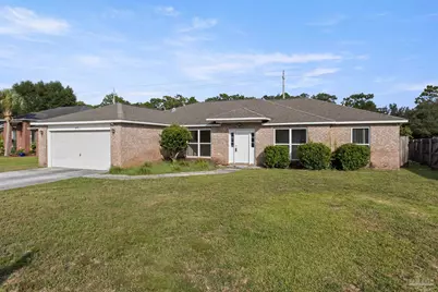 640 Buoy Dr, Pensacola, FL 32507 - Photo 2