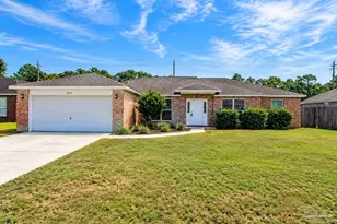 640 Buoy Dr, Pensacola, FL 32507 - Photo 1