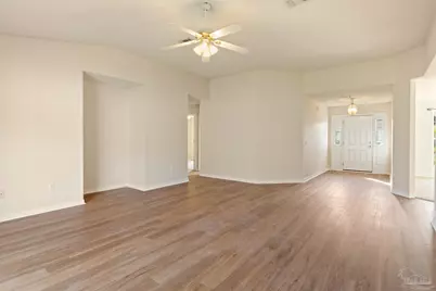 640 Buoy Dr, Pensacola, FL 32507 - Photo 4