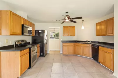 640 Buoy Dr, Pensacola, FL 32507 - Photo 8