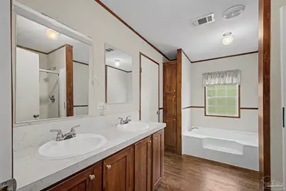 5730 Government Dr, Gulf Breeze, FL 32563 - Photo 14
