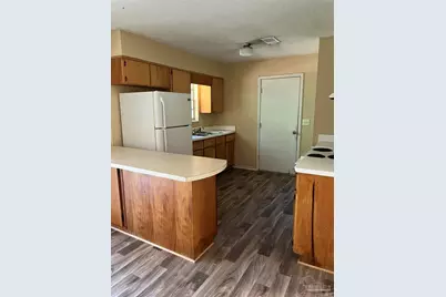 2048 Tomlinson Rd, Pensacola, FL 32526 - Photo 2