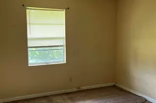 2048 Tomlinson Rd, Pensacola, FL 32526 - Photo 10
