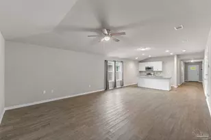 3210 Electra Dr, Milton, FL 32583 - Photo 8