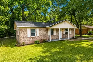 6250 Luther St, Pensacola, FL 32503 - Photo 2