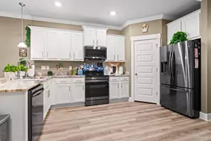 1826 Finch Ln, Cantonment, FL 32533 - Photo 6