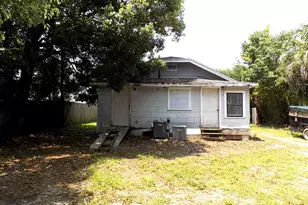 204 N E St, Pensacola, FL 32501 - Photo 4