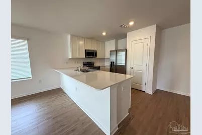 4615 Carlstrom Ln, Pensacola, FL 32507 - Photo 2