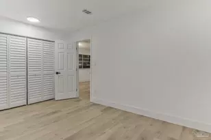 7075 Ben Sasser Dr, Pensacola, FL 32526 - Photo 20