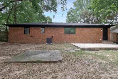 7075 Ben Sasser Dr, Pensacola, FL 32526 - Photo 48