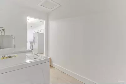 7075 Ben Sasser Dr, Pensacola, FL 32526 - Photo 16