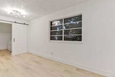 7075 Ben Sasser Dr, Pensacola, FL 32526 - Photo 12