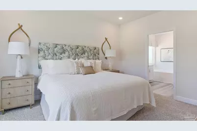2017 Wiregrass St, Navarre, FL 32566 - Photo 14