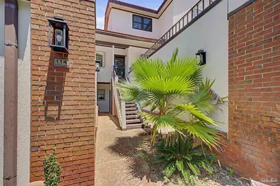 114 Baybridge Dr, Gulf Breeze, FL 32561 - Photo 2