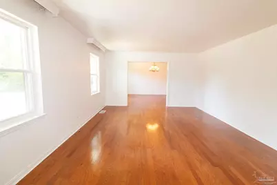 1280 Stow Ave, Pensacola, FL 32503 - Photo 6