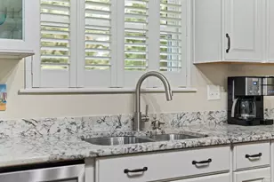 1559 Oak Shore Dr, Gulf Breeze, FL 32563 - Photo 12