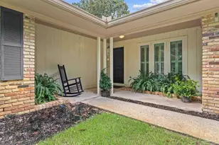 1559 Oak Shore Dr, Gulf Breeze, FL 32563 - Photo 4