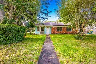308 SE Hollywood Blvd, Fort Walton Beach, FL 32548 - Photo 1