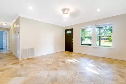 308 SE Hollywood Blvd, Fort Walton Beach, FL 32548 - Photo 4
