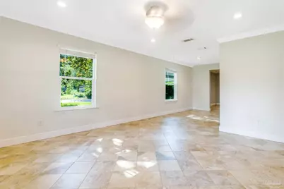 308 SE Hollywood Blvd, Fort Walton Beach, FL 32548 - Photo 2