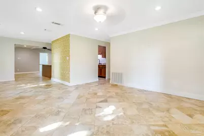 308 SE Hollywood Blvd, Fort Walton Beach, FL 32548 - Photo 6