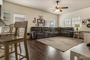 1760 Brantley Dr, Gulf Breeze, FL 32563 - Photo 2