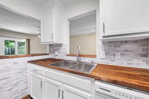 2820 Villager Cir, Pensacola, FL 32504 - Photo 14