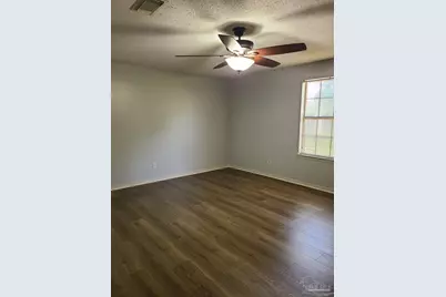 9024 Caribbean Dr, Pensacola, FL 32506 - Photo 6