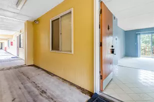 209 W Miracle Strip Parkway, Mary Esther, FL 32569 - Photo 10
