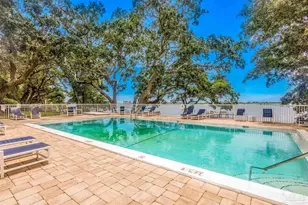 209 W Miracle Strip Parkway, Mary Esther, FL 32569 - Photo 6