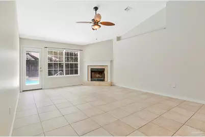 5049 Lantana Dr, Gulf Breeze, FL 32563 - Photo 8