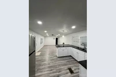 6790 Gulley Ln, Pensacola, FL 32505 - Photo 10