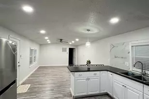 6790 Gulley Ln, Pensacola, FL 32505 - Photo 10