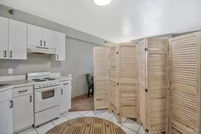 224 E Garden St #404, Pensacola, FL 32502 - Photo 6