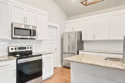 1010 N D St, Pensacola, FL 32501 - Photo 8