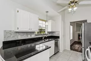 384 Mirabelle Dr, Pensacola, FL 32514 - Photo 16